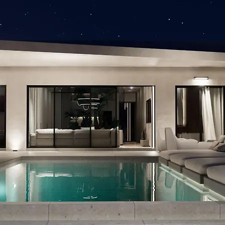 Monte Smith Aether & Aura Villa *