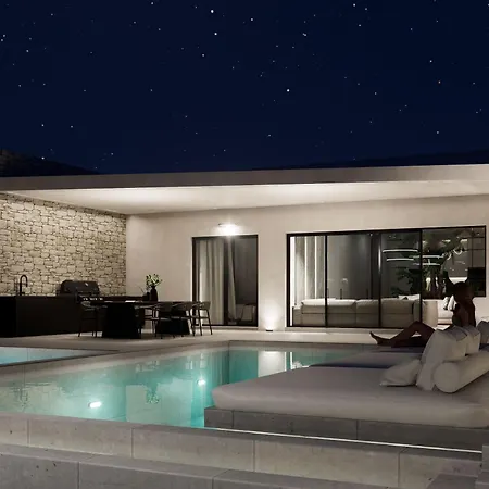 Villa Monte Smith Aether & Aura